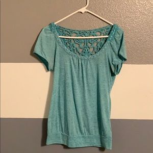 Women’s shorts sleeve top